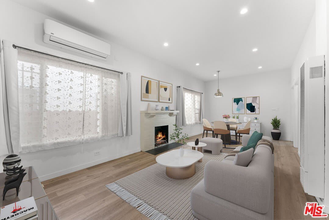 33 Wavecrest Ave unit: 1