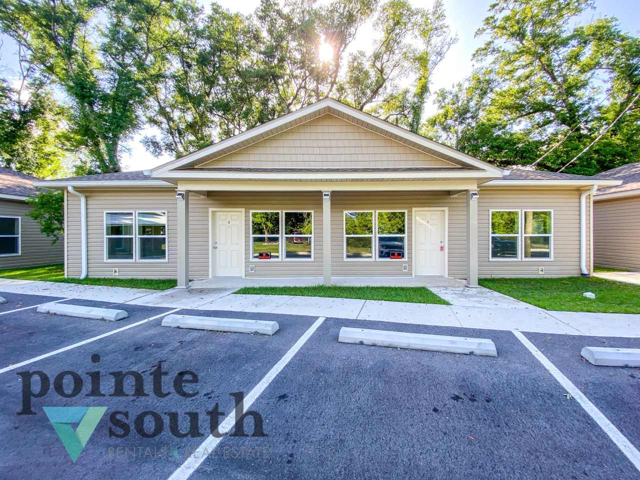 2425 E Johnson Ave Unit D