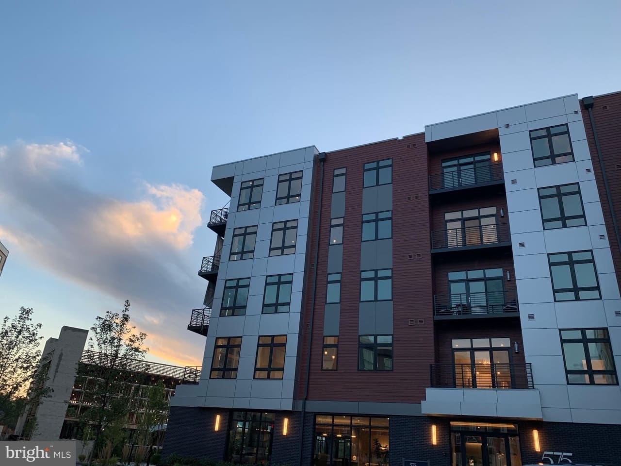 575 S GODDARD Boulevard unit: 311