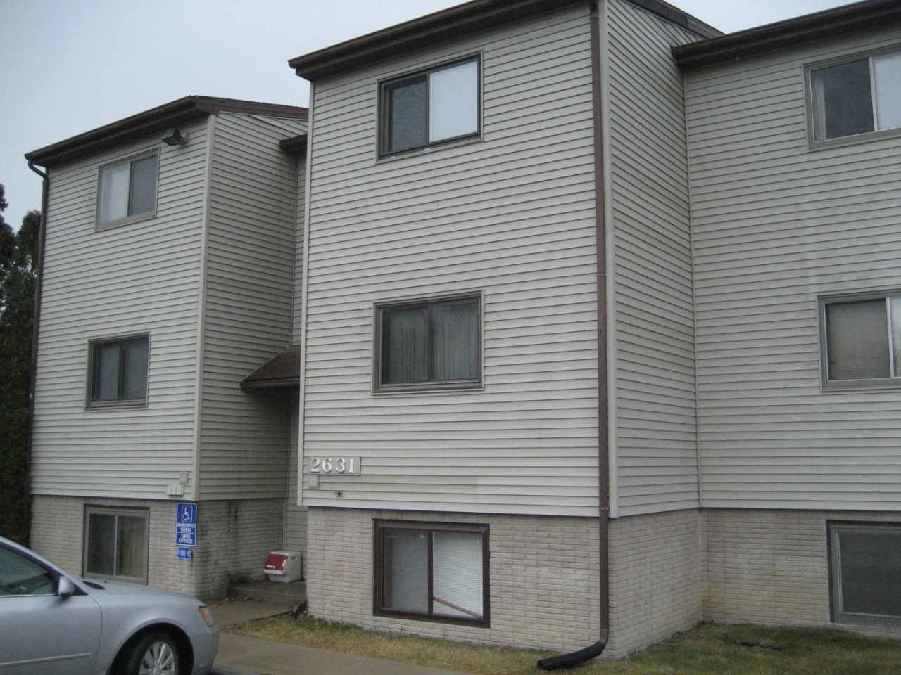 1 Bedroom, 1 Bath Condo on Iowa City's West Side