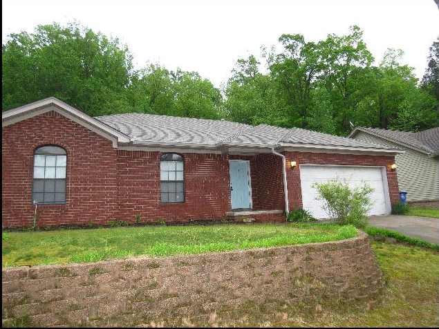 3704 Lakewood Valley Drive