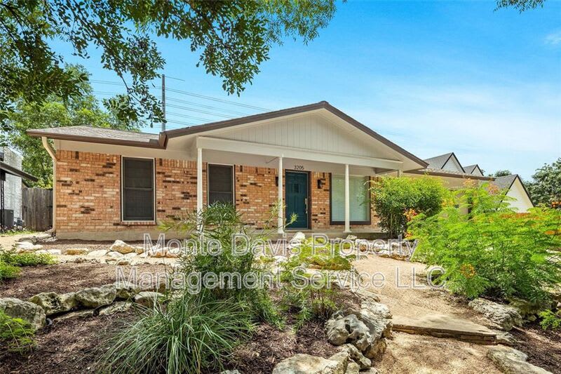 3205 Santa Monica