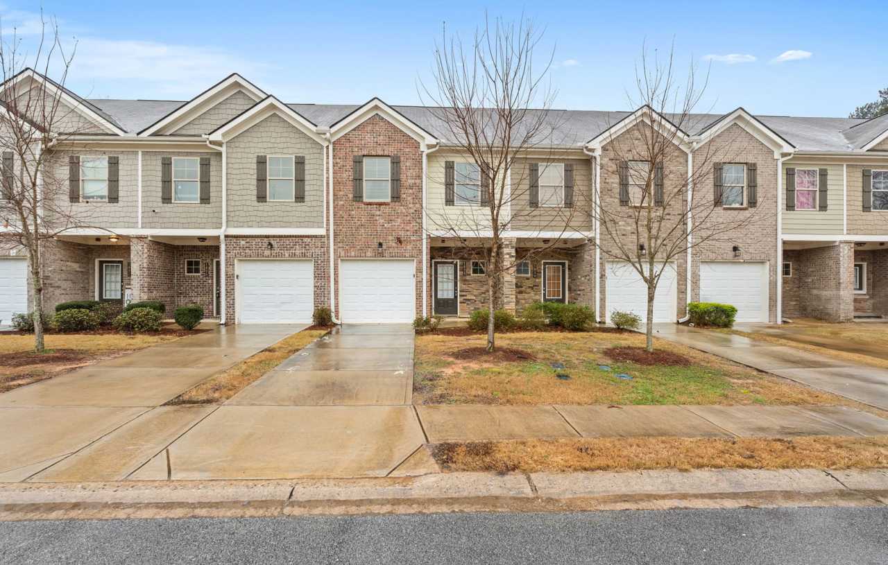 3 Bedroom Townhome in Jonesboro!