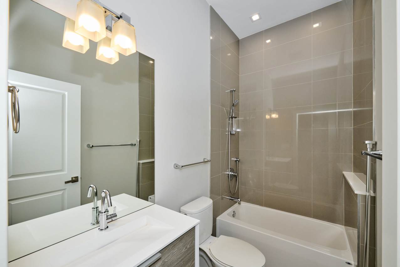 1752 West 18th Place - 1S