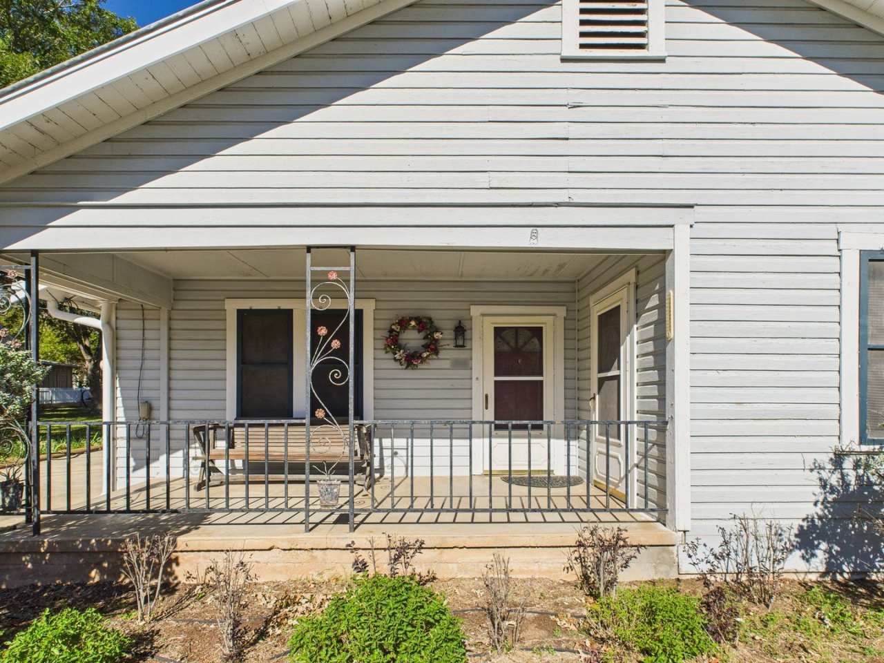 Quiet home in the central part of town