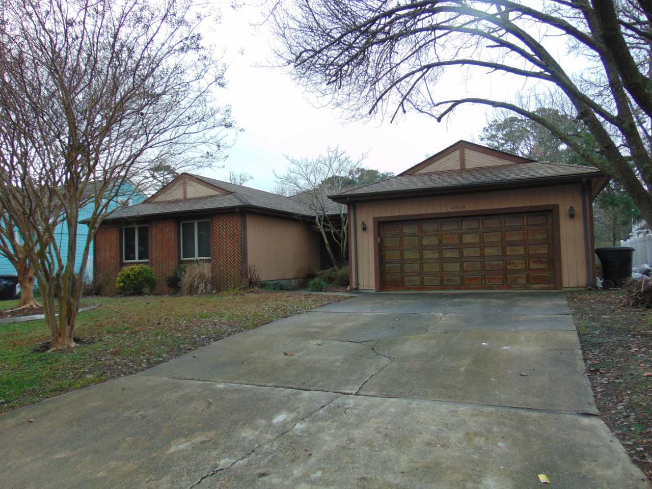 4905 Bradpointe Lane