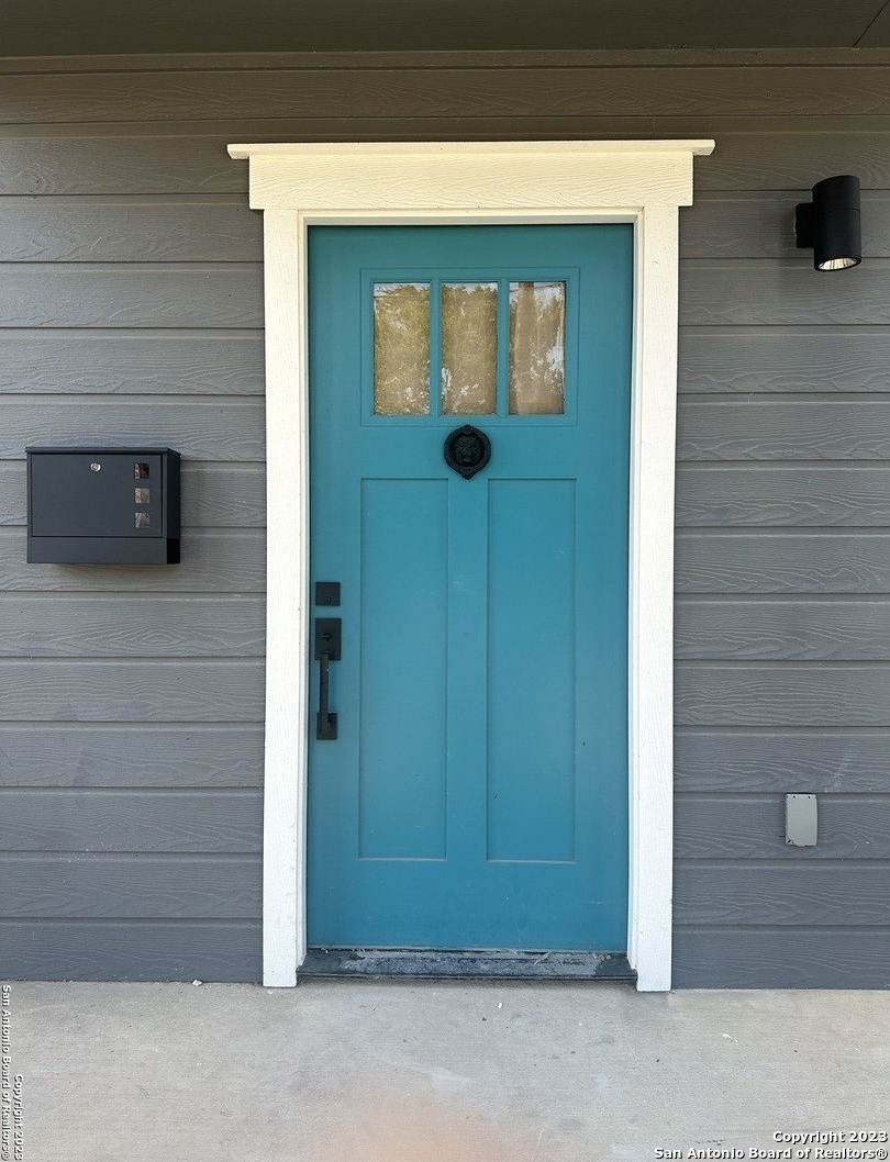 903 DAWSON ST unit: A