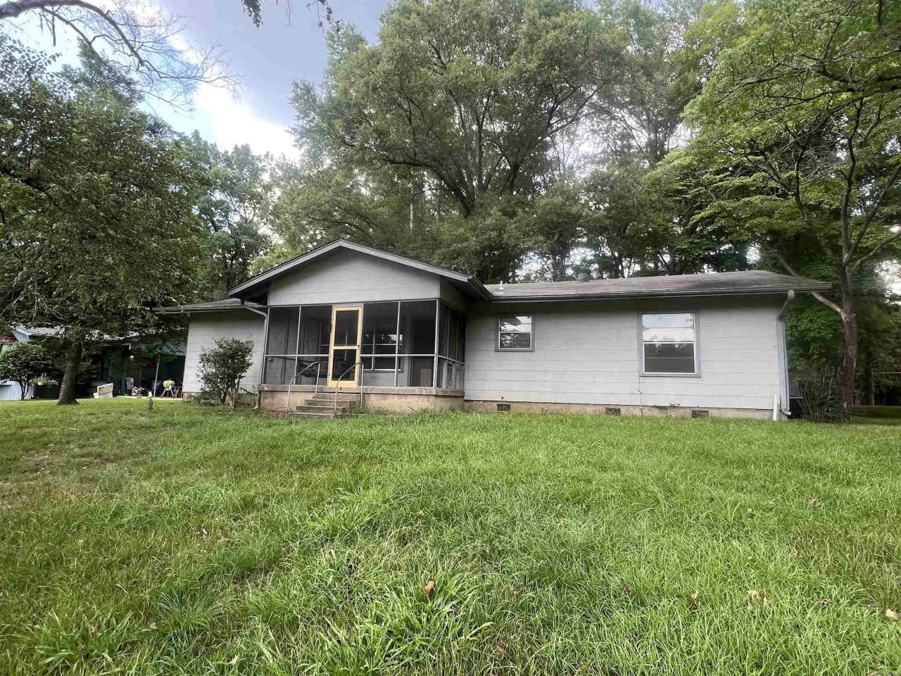 131 Snug Harbor Circle