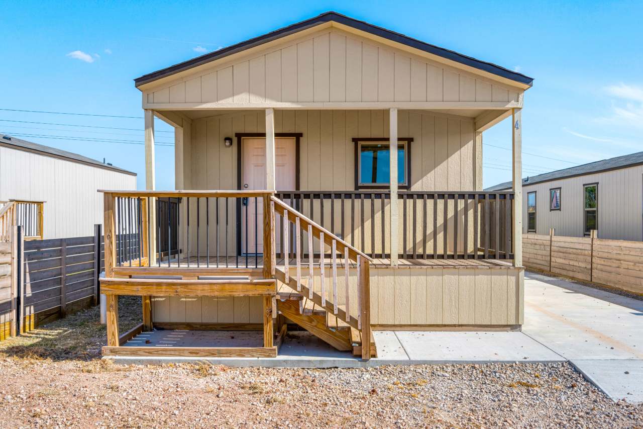 2301 Northwest Sheridan Road#4