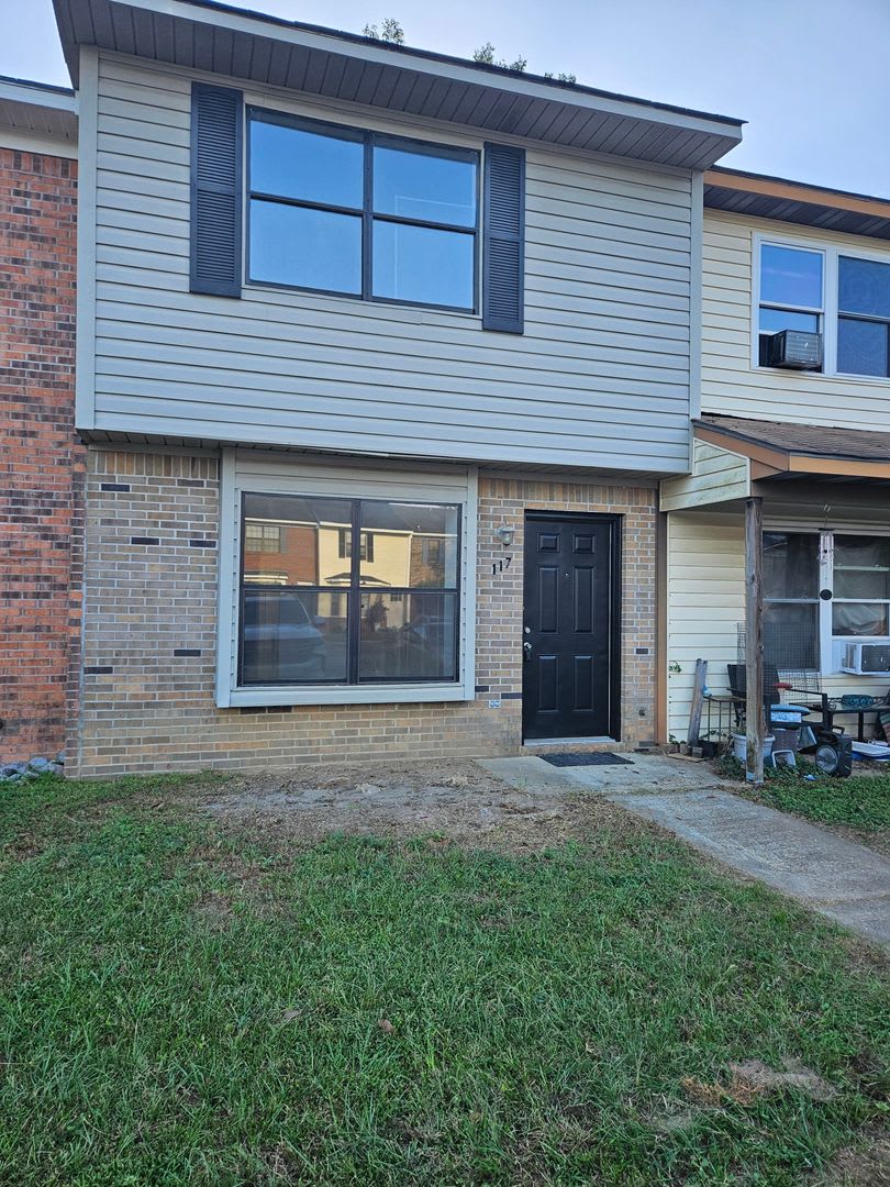 Brian Court, Daleville, AL