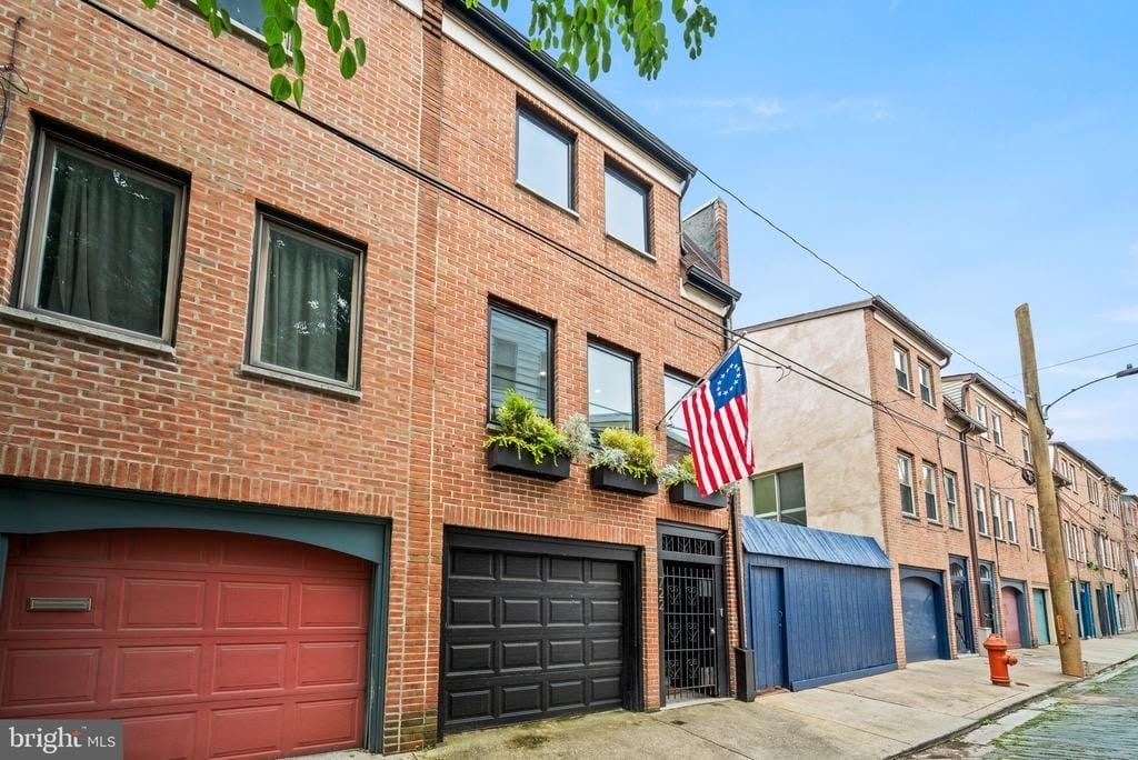 722 S CLIFTON STREET