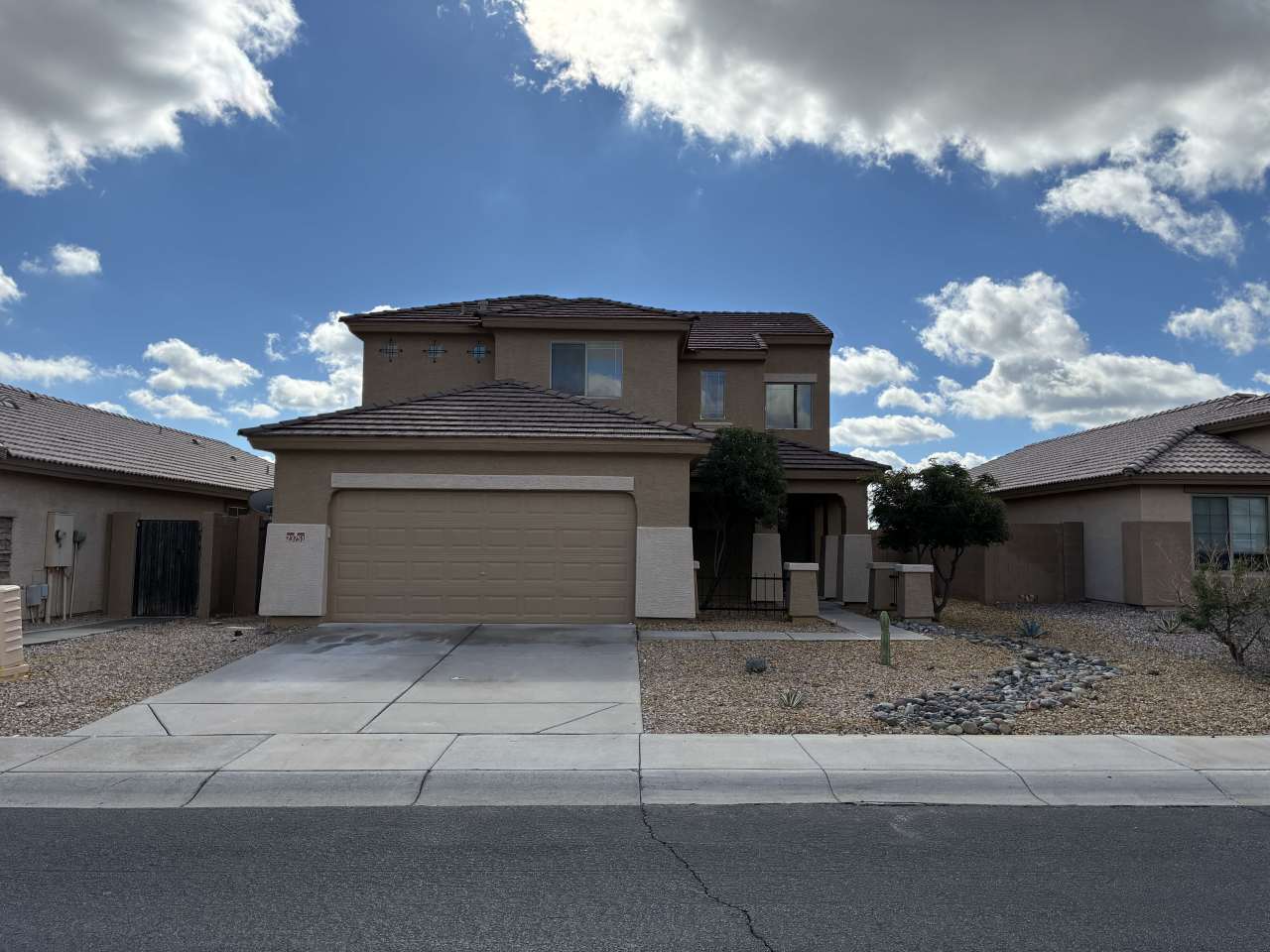 23751 W La Canada Blvd