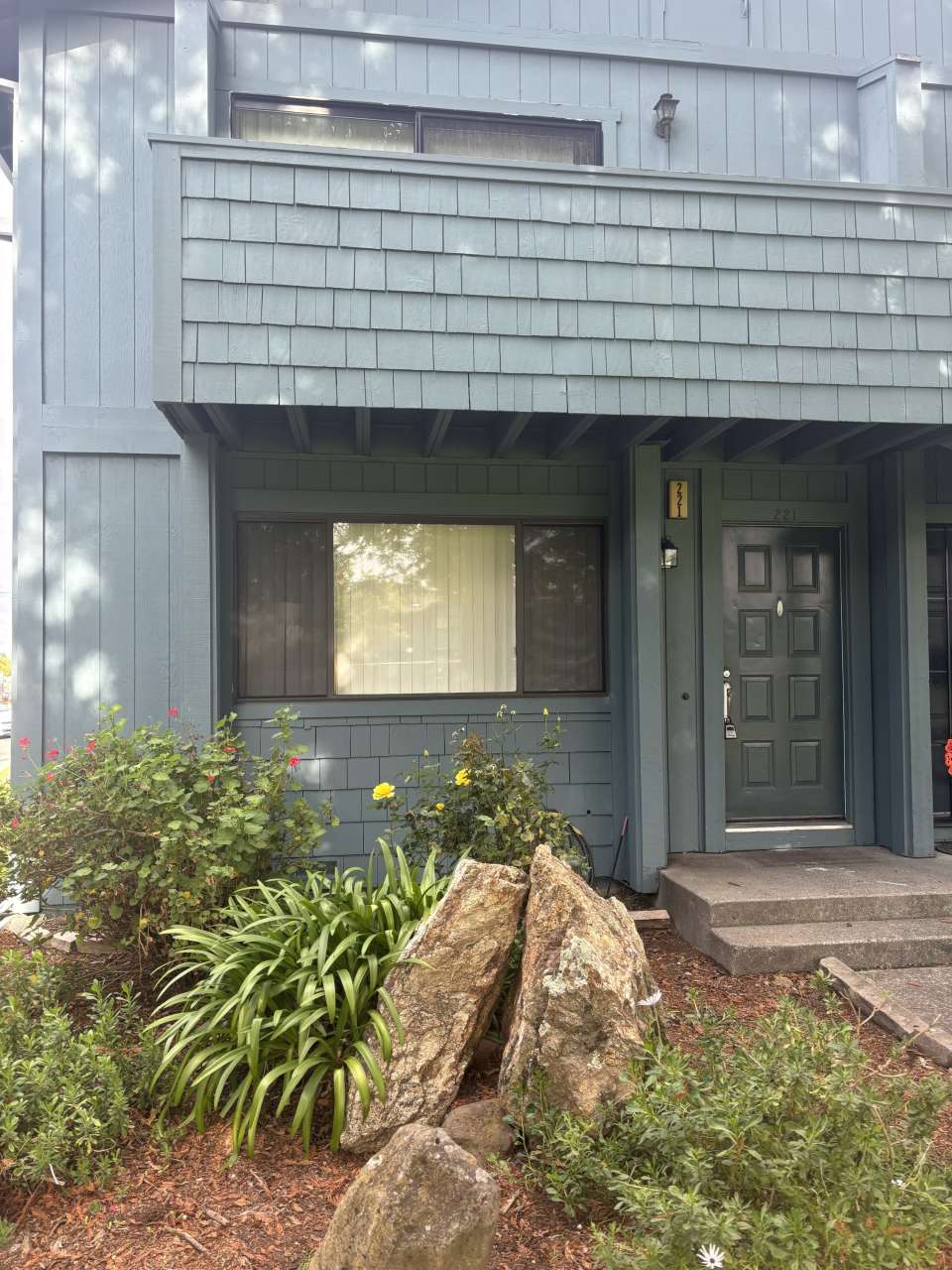 221 College View Drive - 1