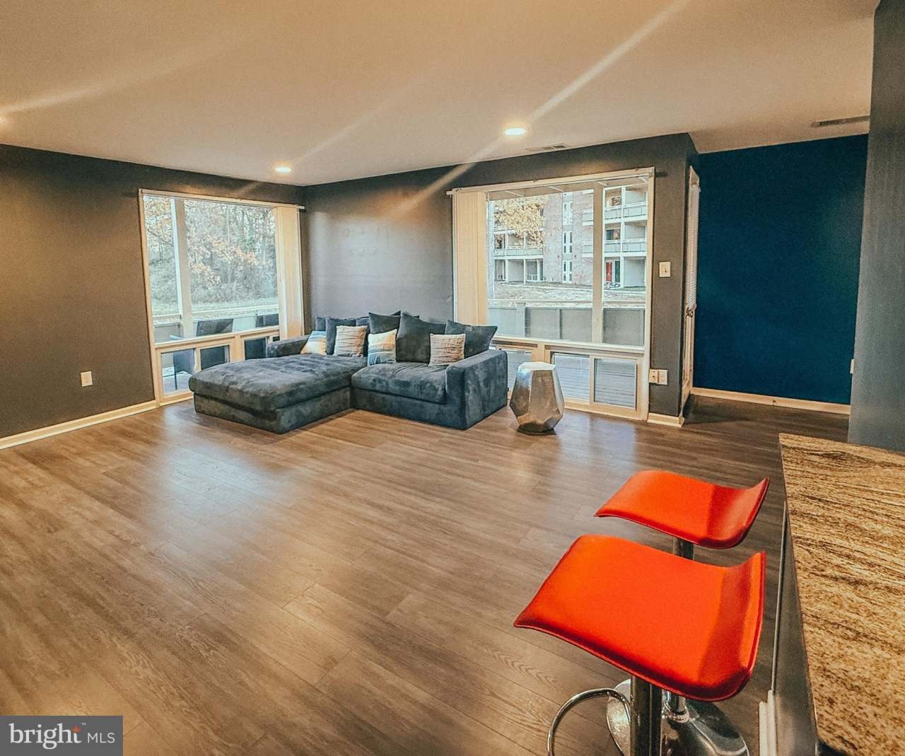 7147 DONNELL Place unit: B1