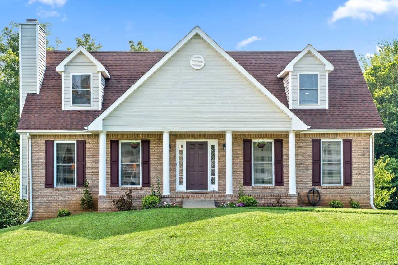 Pet Friendly in Rossview!