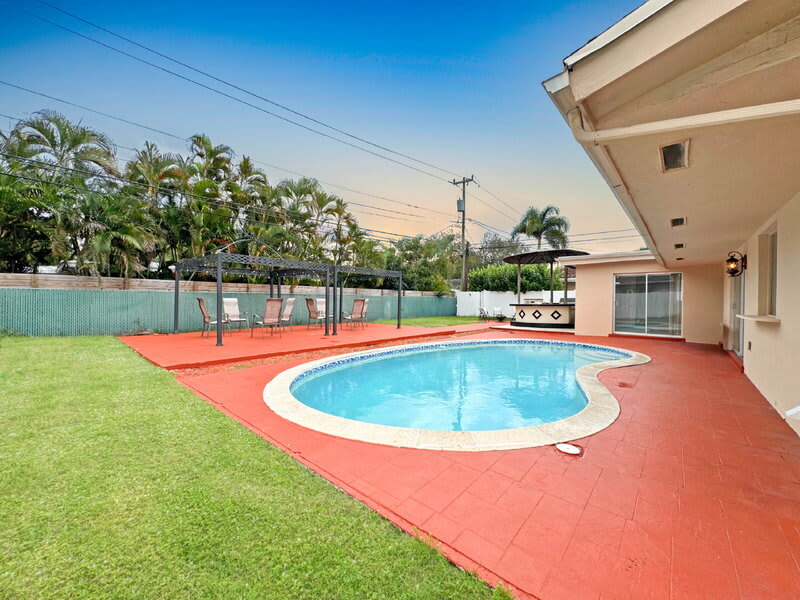 6210 Northeast 21st Road