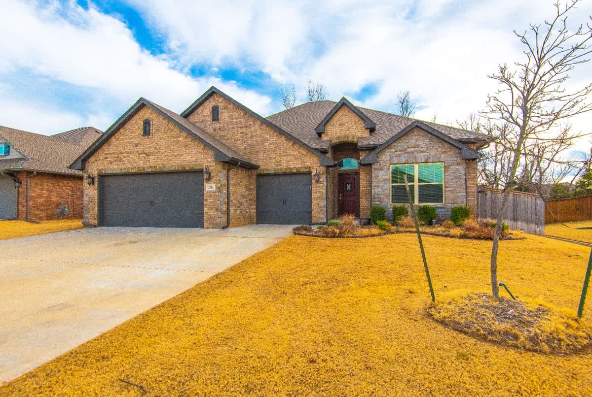 1316 Woodgrass Court