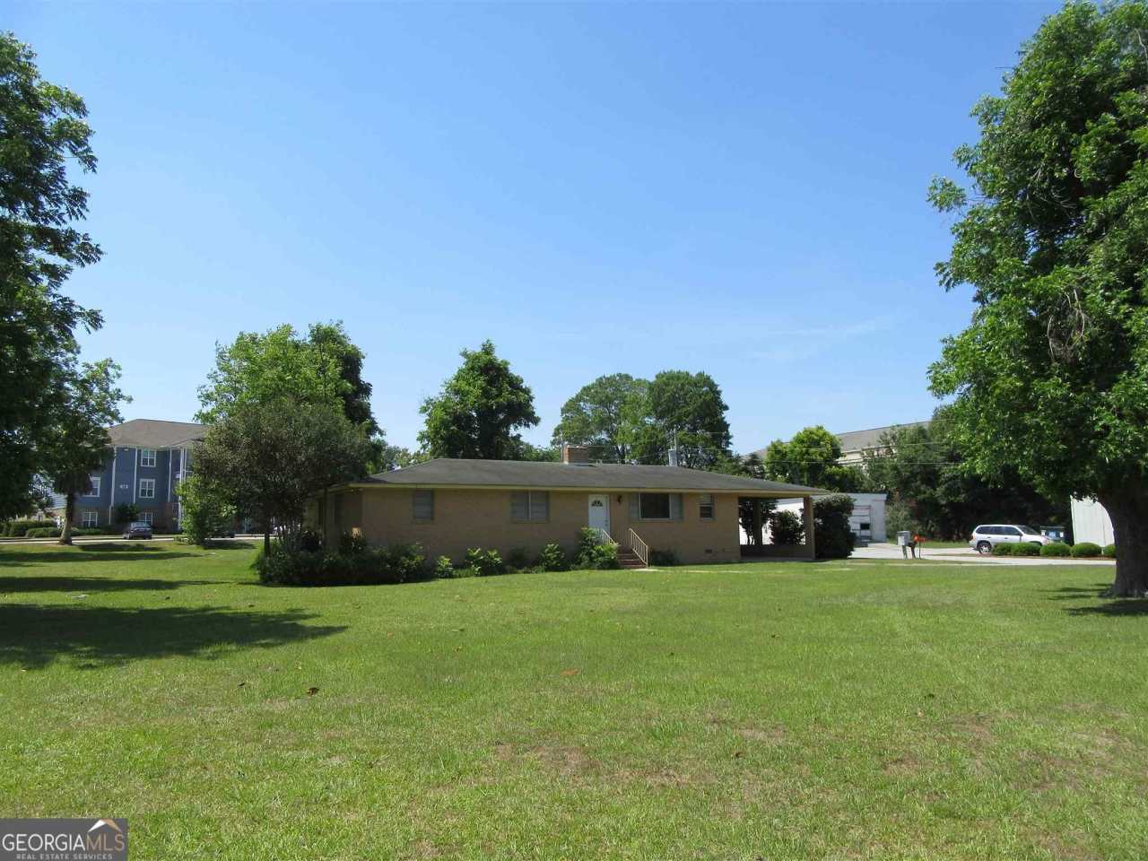 125 Lanier