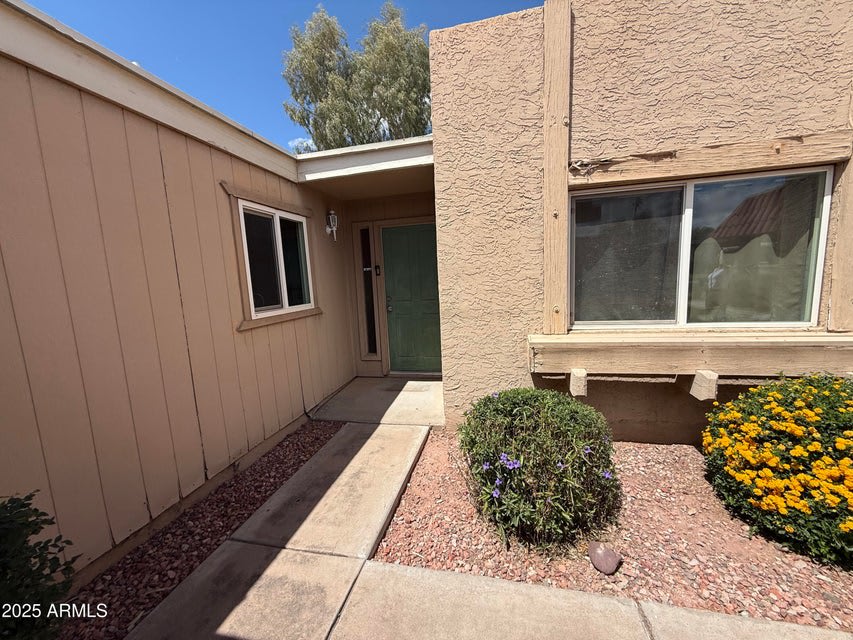 708 East Colgate Drive