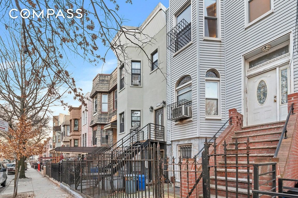 1275 Jefferson Avenue