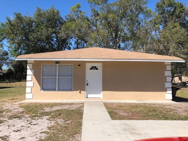 5 Bedroom 2 Bath Home in Sanford - Move in Ready!