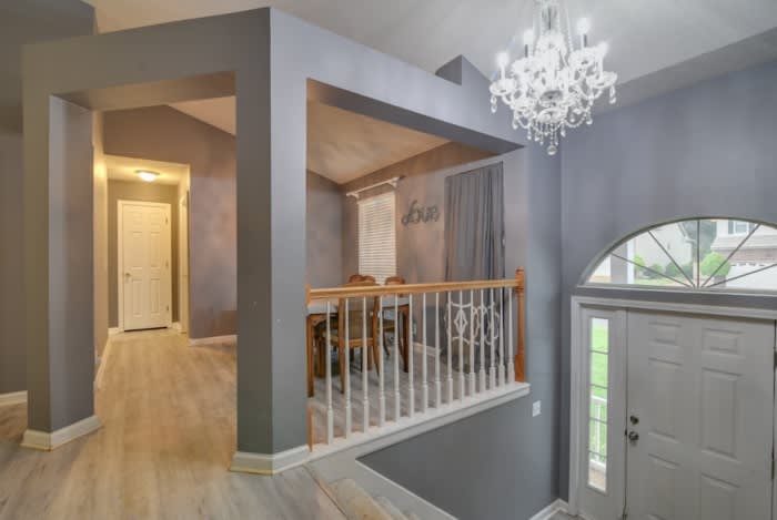 2301 North Cromwell Court