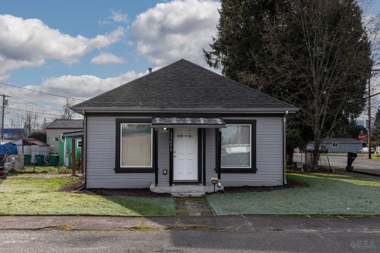 33450 Southwest Hall Street