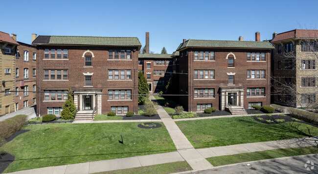 2439 Overlook RoadUnit 10