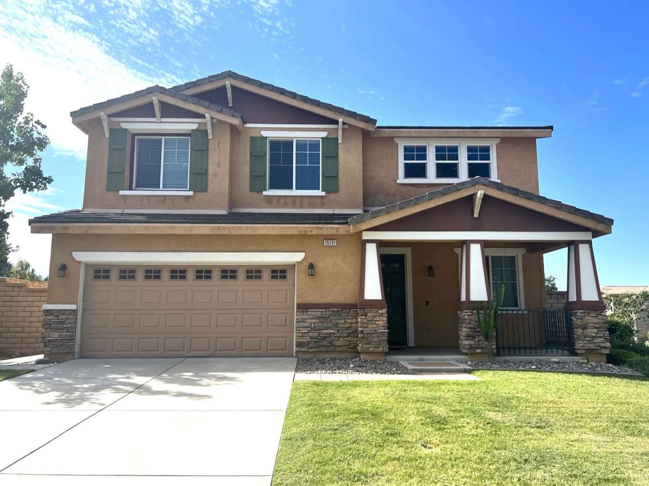 ***Just Reduced!!! 4 Bedroom, 2.5 Bathroom Home located in Fontana, CA!