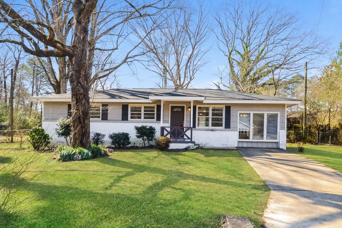 207 Polly Reed Road Northeast