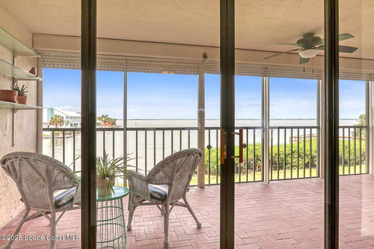 5801 N Banana River Boulevard unit: 923