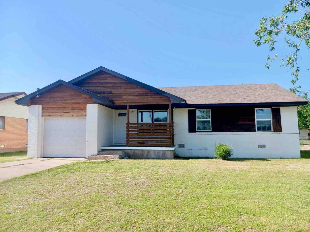 4521 Northwest Cheyenne Avenue