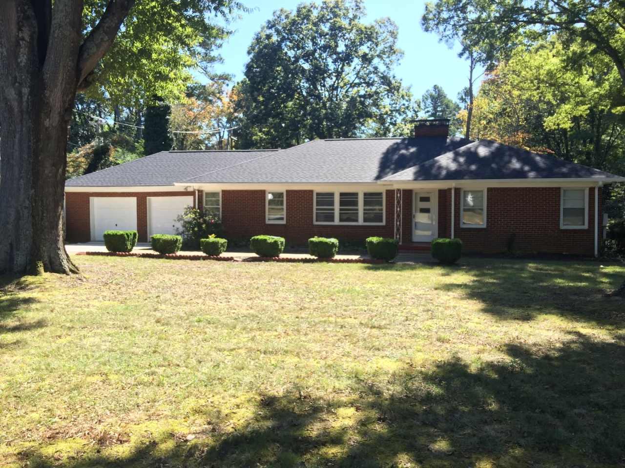 Hamilton Lakes Park Area 3 BR in Grimsley HS District