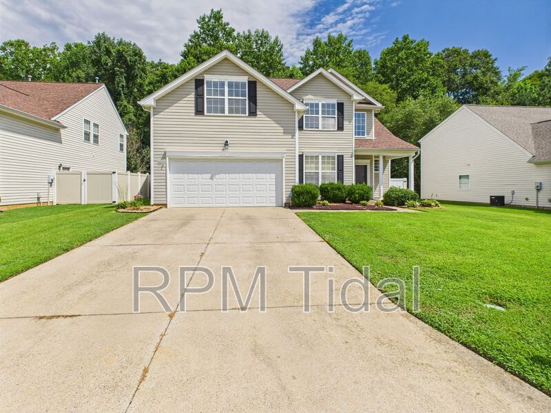 405 Queensbury Lane