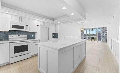 2004 S Federal Highway