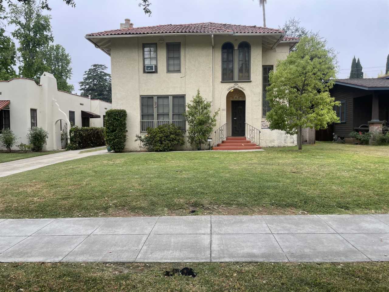 1717-1719 Ramona Ave  Unit 1717