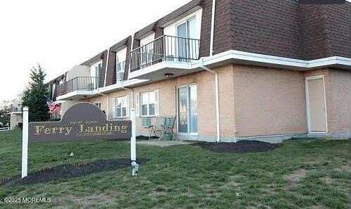 321 Shore Drive unit: 23