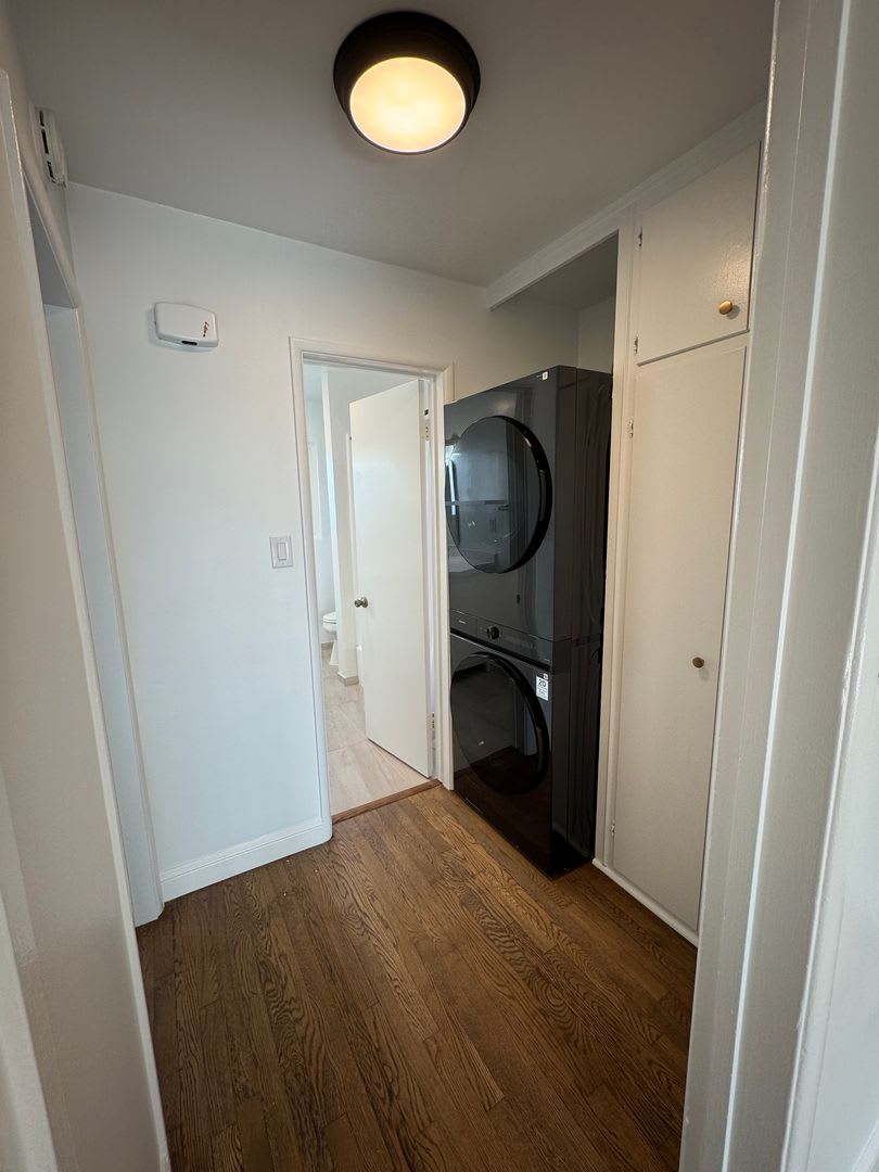 1 Bed / 1 Bath Apartment – Long Beach