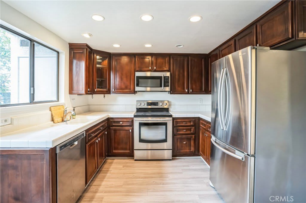 28031 Ridgebluff Court