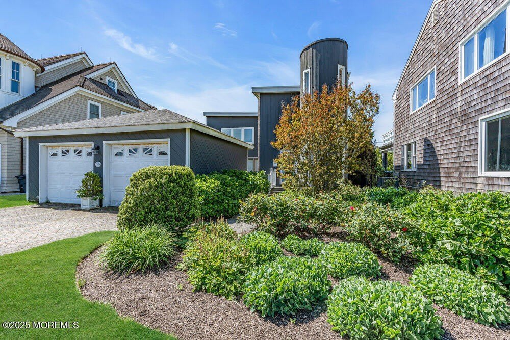 8 Baltimore Boulevard