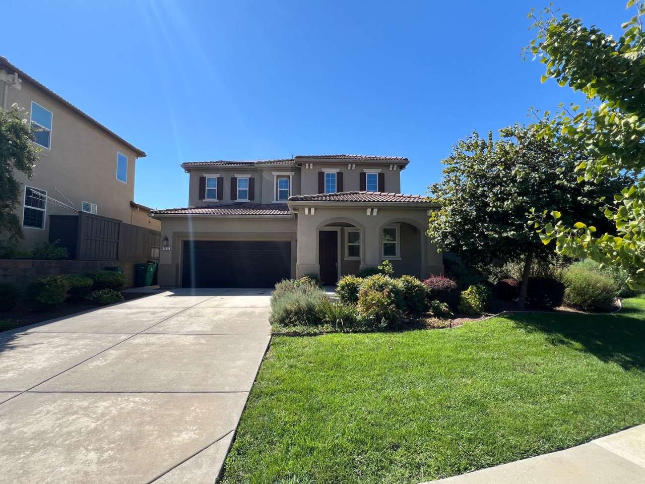 Updgraded Blackstone Community Three Bedroom with Loft and 9KW Solar Home!