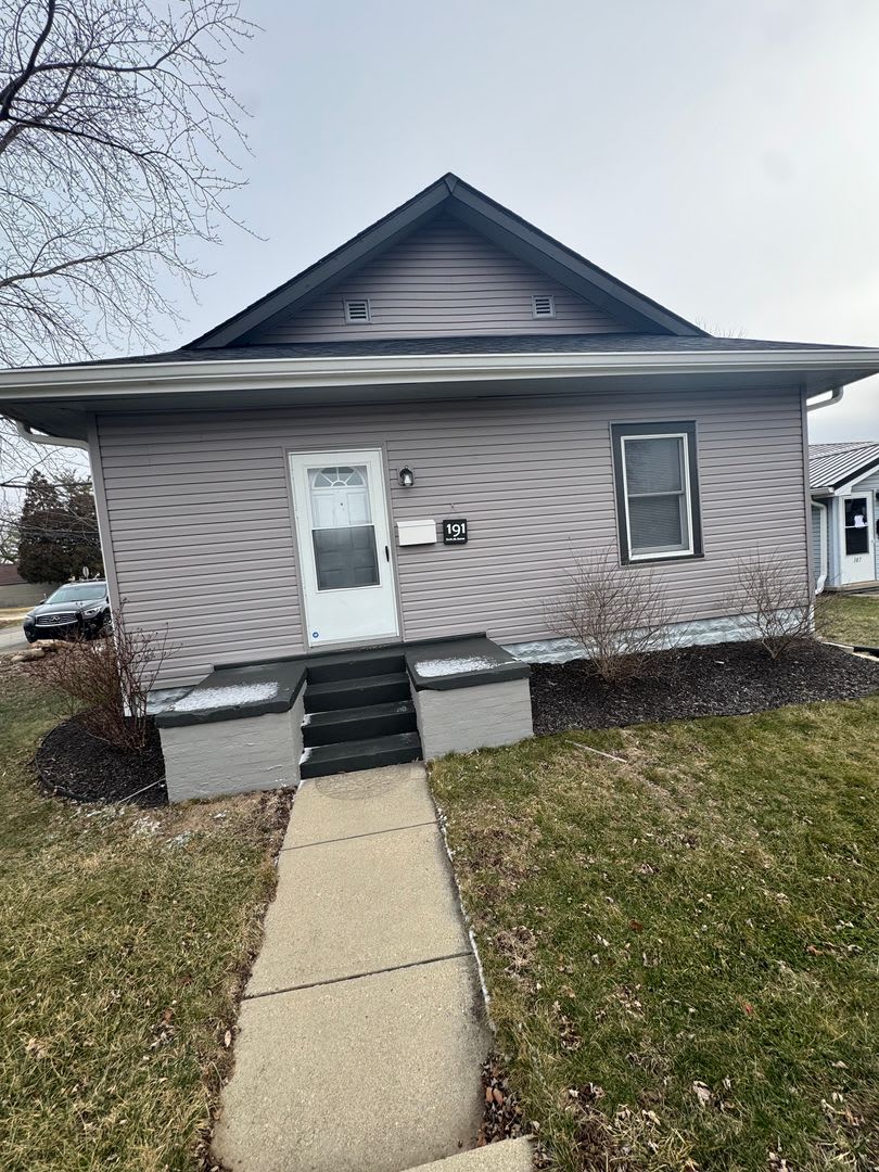 Beech Grove Downtown 3 BR/2BA single family home for rent, large deck and fenced yard with livable extra room in basement.
