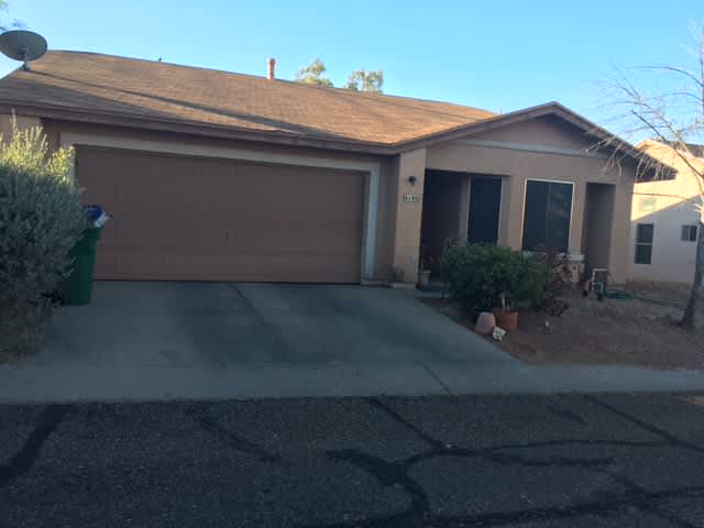 8180 N Streamside Ave