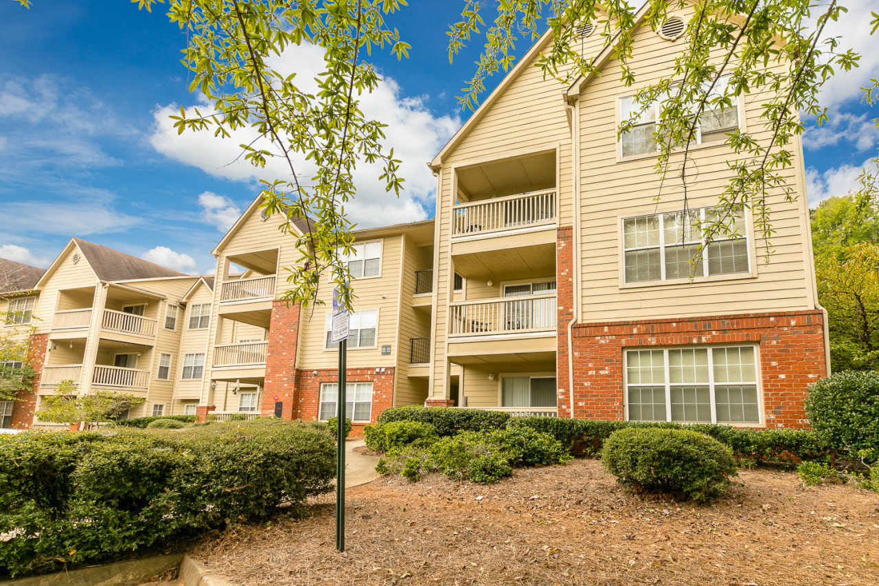 Lealand Place Apartments