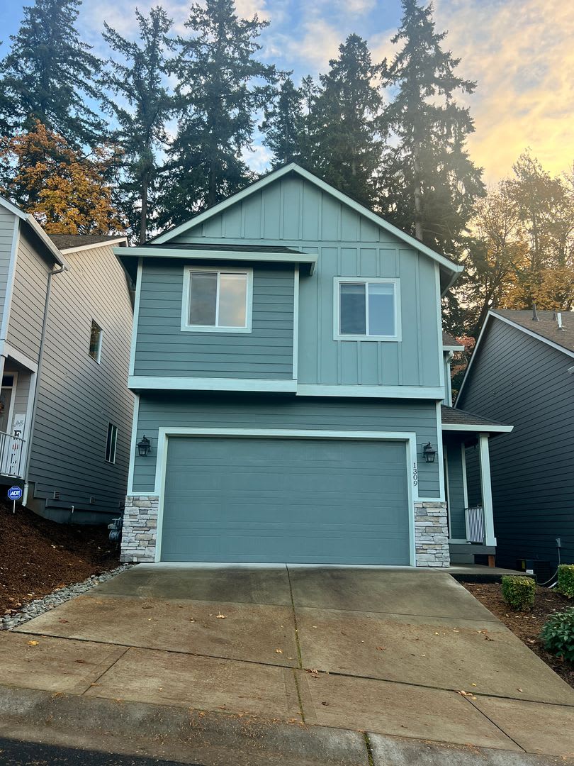 What Beauty! Live with serenity ~ Short distance to the heart of hazel Dell