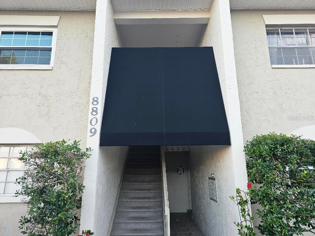 8809 BAY POINTE DRIVE