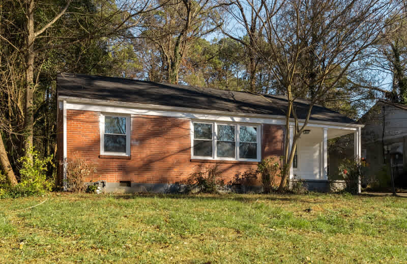 1850 Hillsdale Drive