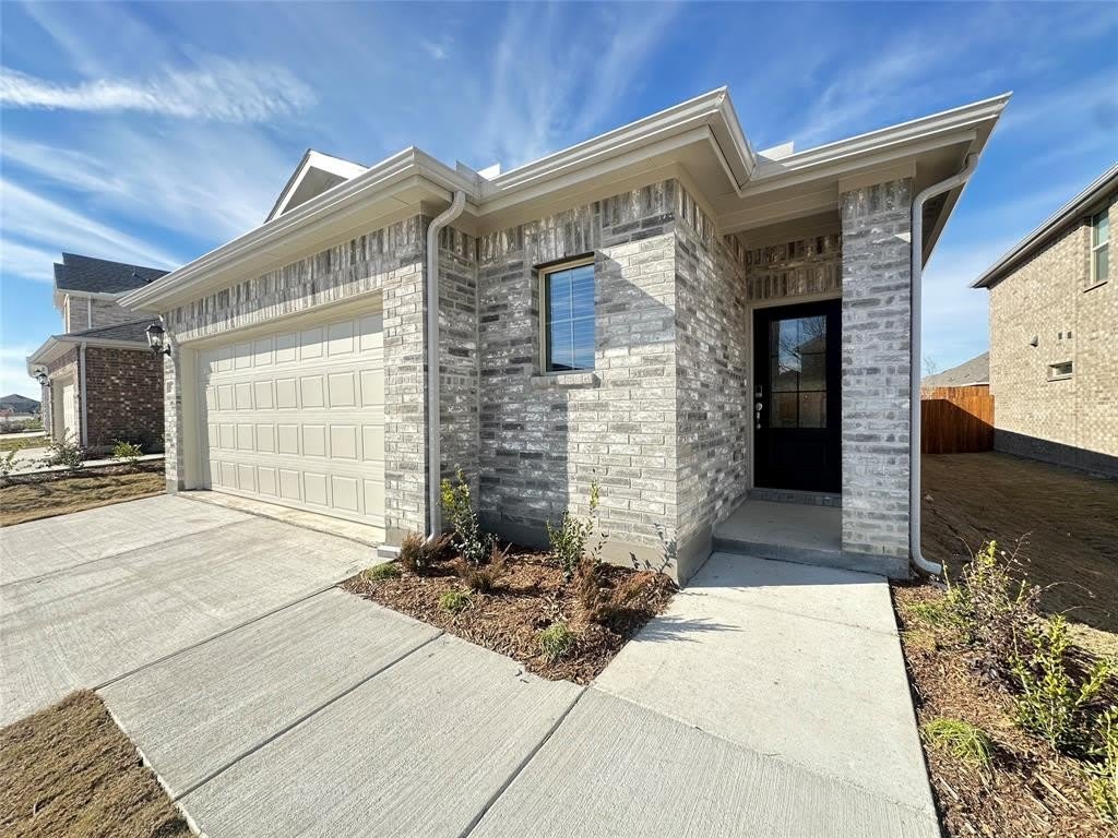 904 Rosemary Hill Drive