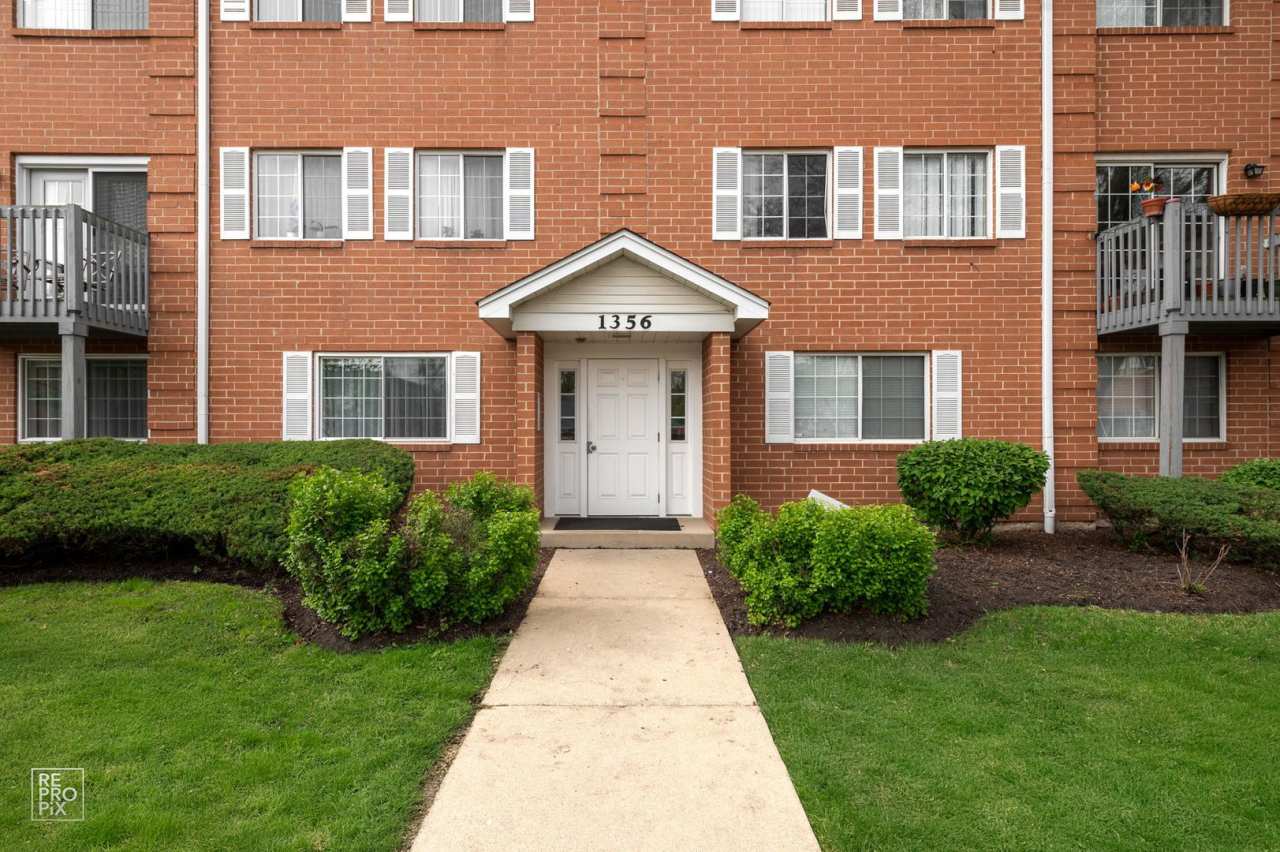 Two Bedroom Condo in Wheaton