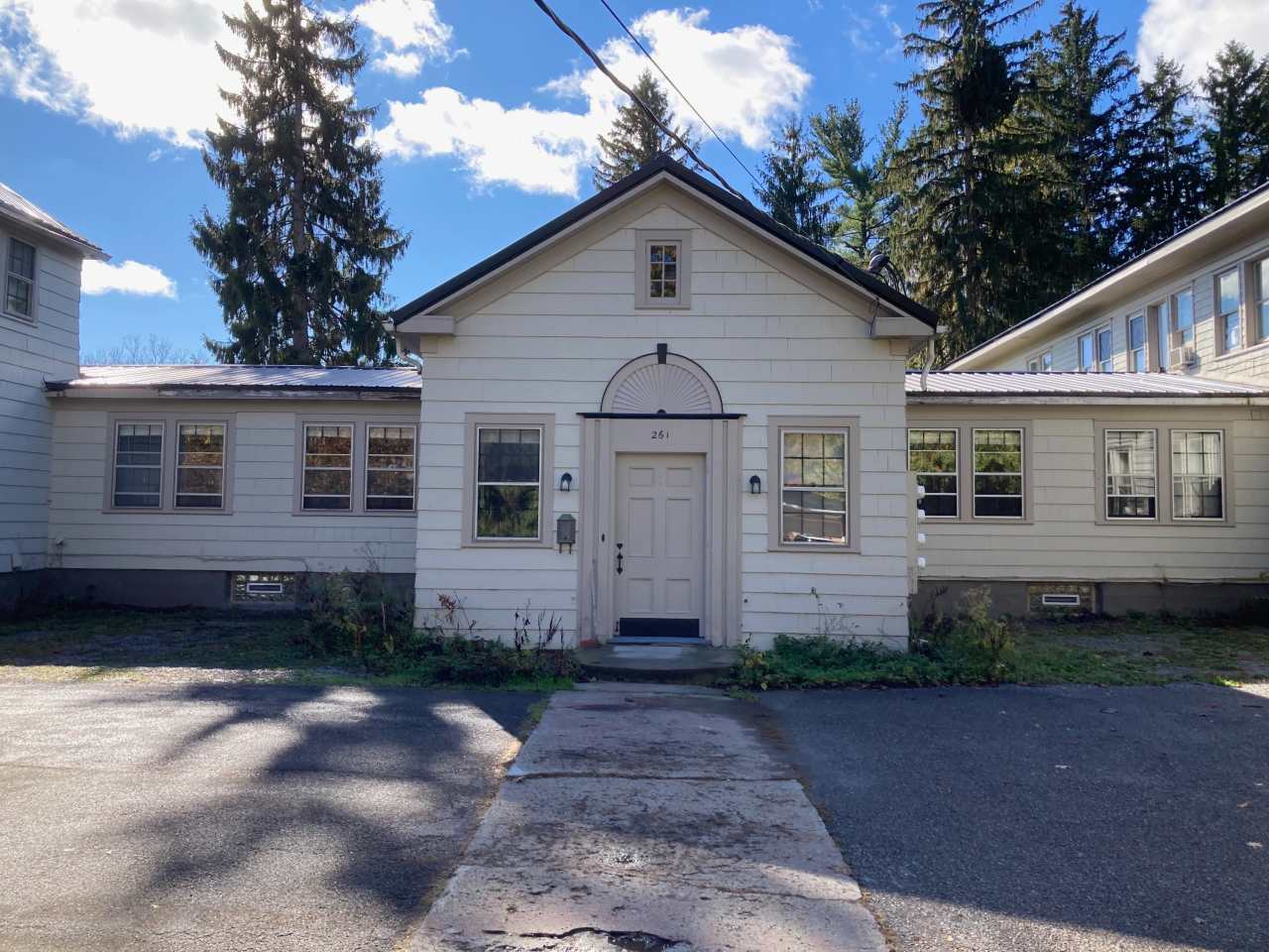 261 Cazenovia St, Unit 7